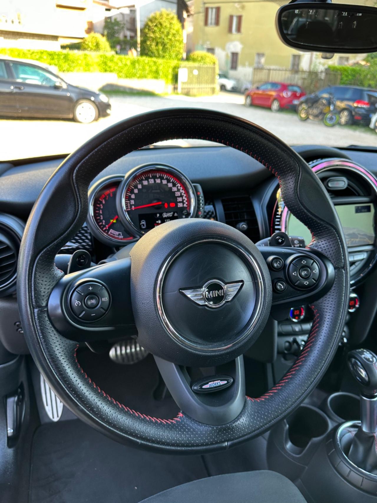 Mini COOPER JCW 233CV FULLOPT KMCERT UNICOPR