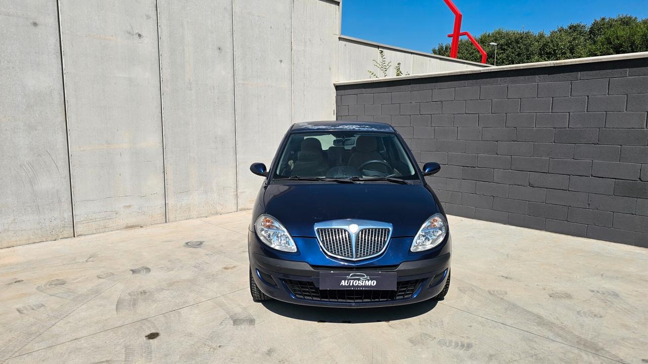 Lancia Ypsilon 1.2 Argento