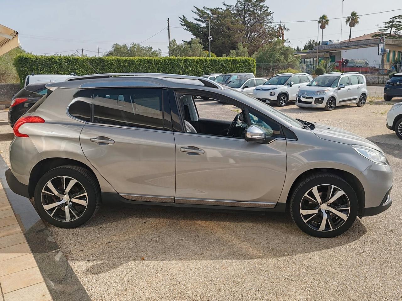 Peugeot 2008 1.6 115 CV