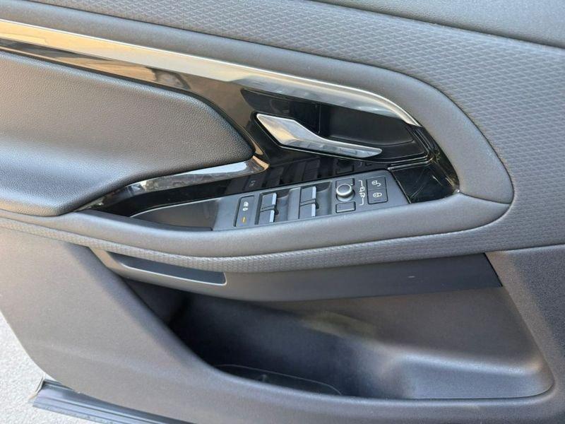 Land Rover RR Evoque Range Rover Evoque 2.0D I4-L.Flw 150 CV AWD Auto S