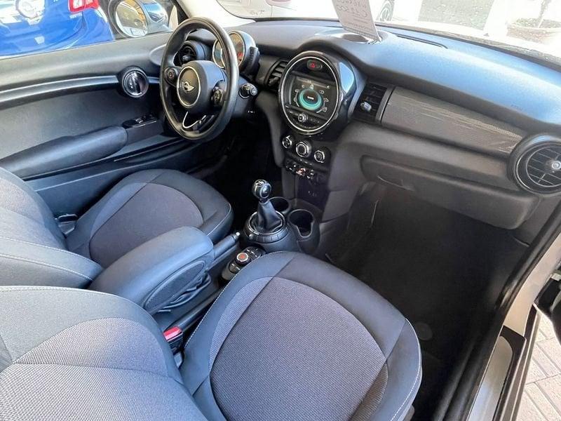 MINI Mini 5 porte Mini 1.5 Cooper D Business 5 porte