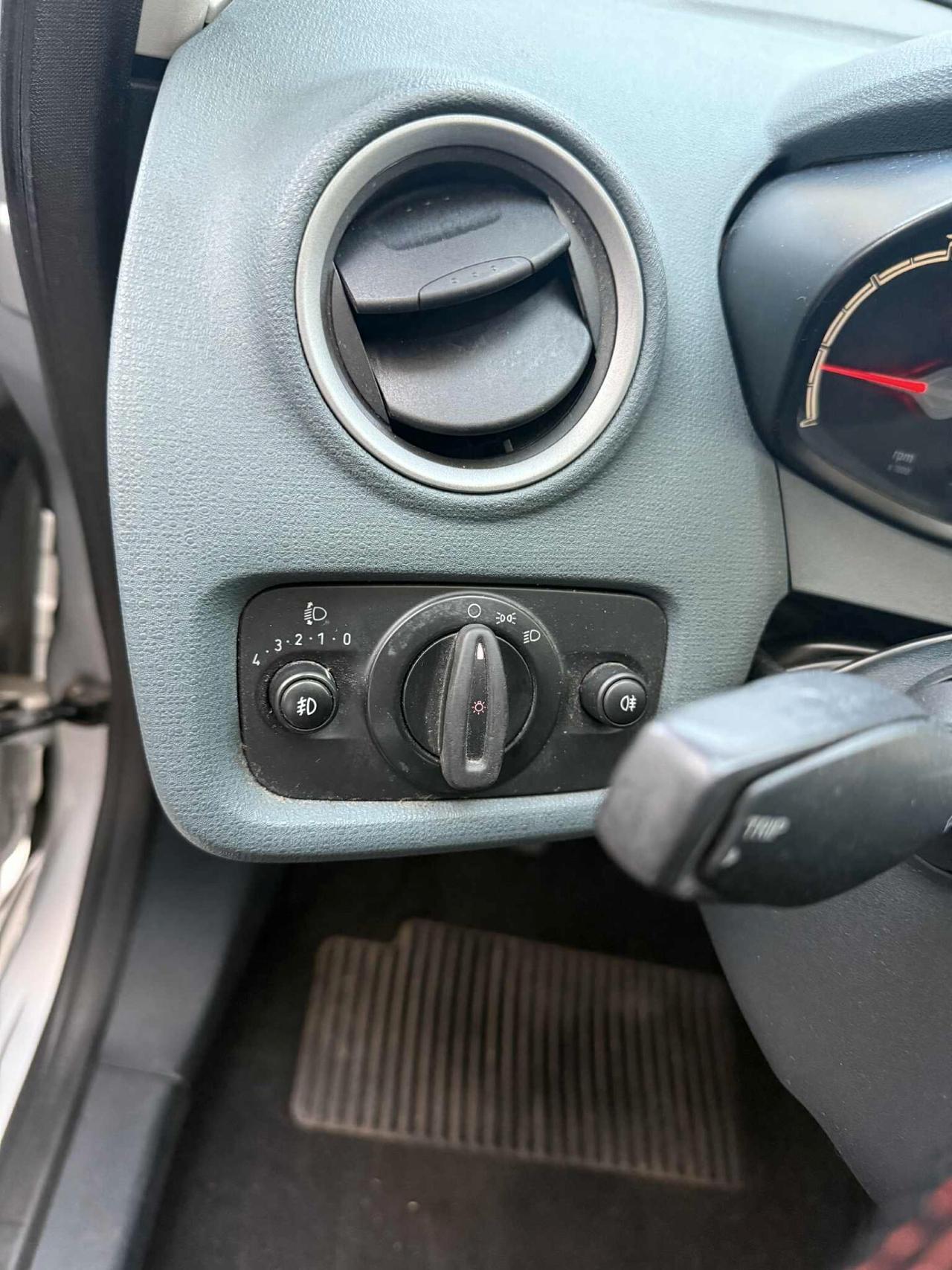 Ford Fiesta, 1.2 Benz, Euro 5, si neop, garanzia