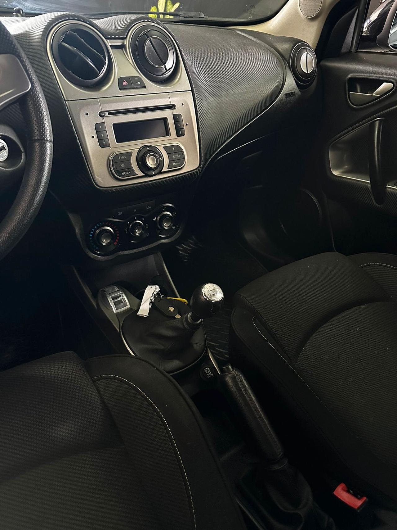 Alfa Romeo MiTo 1.4 105 CV M.air S&S Distinctive Sport Pack