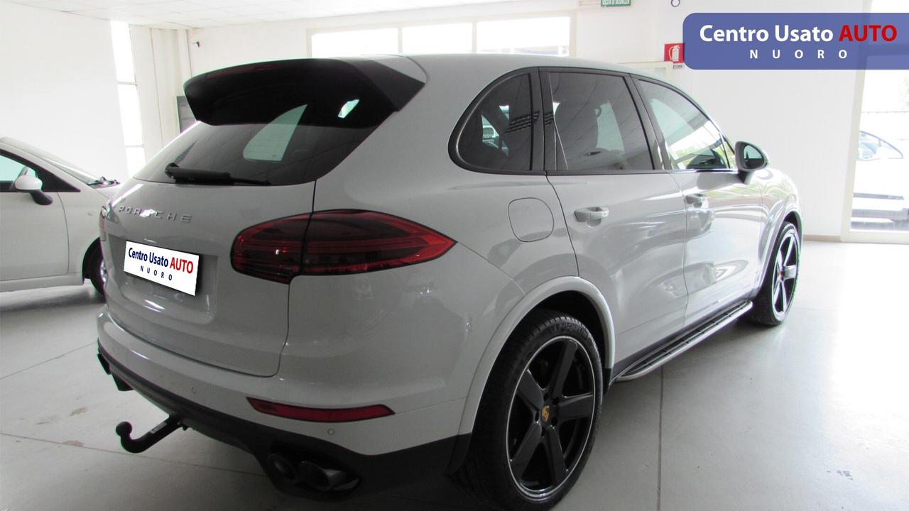 Porsche Cayenne 3.0 Diesel Platinum Edition