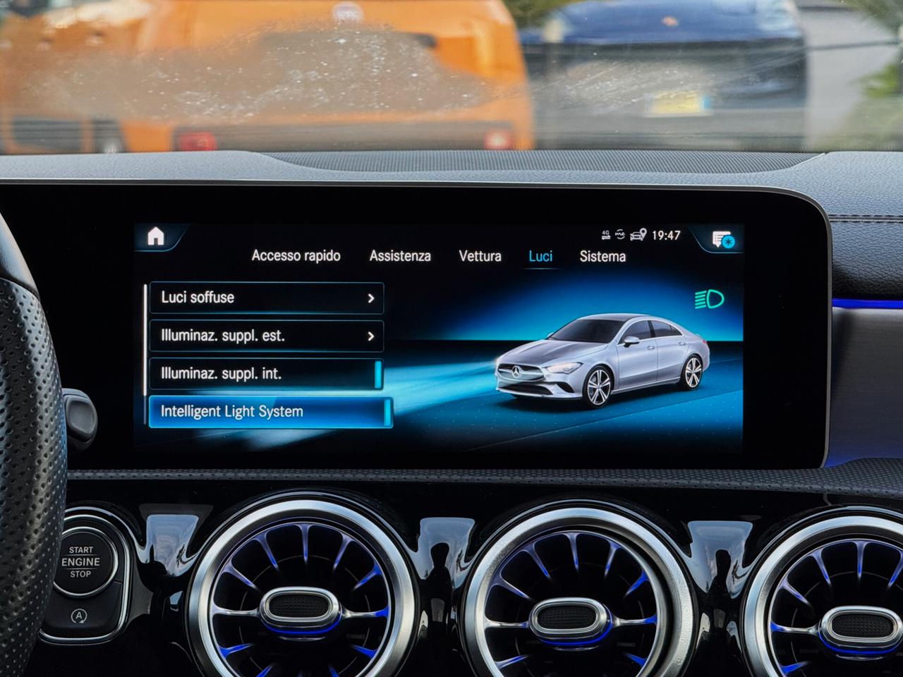 Mercedes-Benz CLA 200 d Premium Plus AMG TETTO