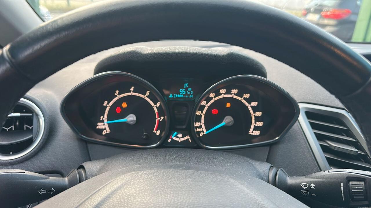 Ford Fiesta 1.2 60CV 5 porte Titanium