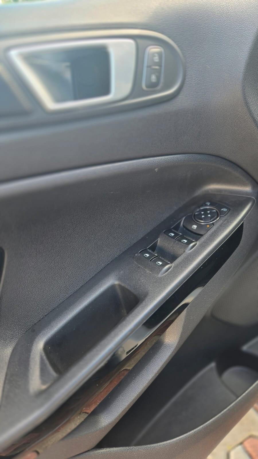 Ford EcoSport 1.0 ecoboost 125CV Active S&S Uff Italy Pelle USB