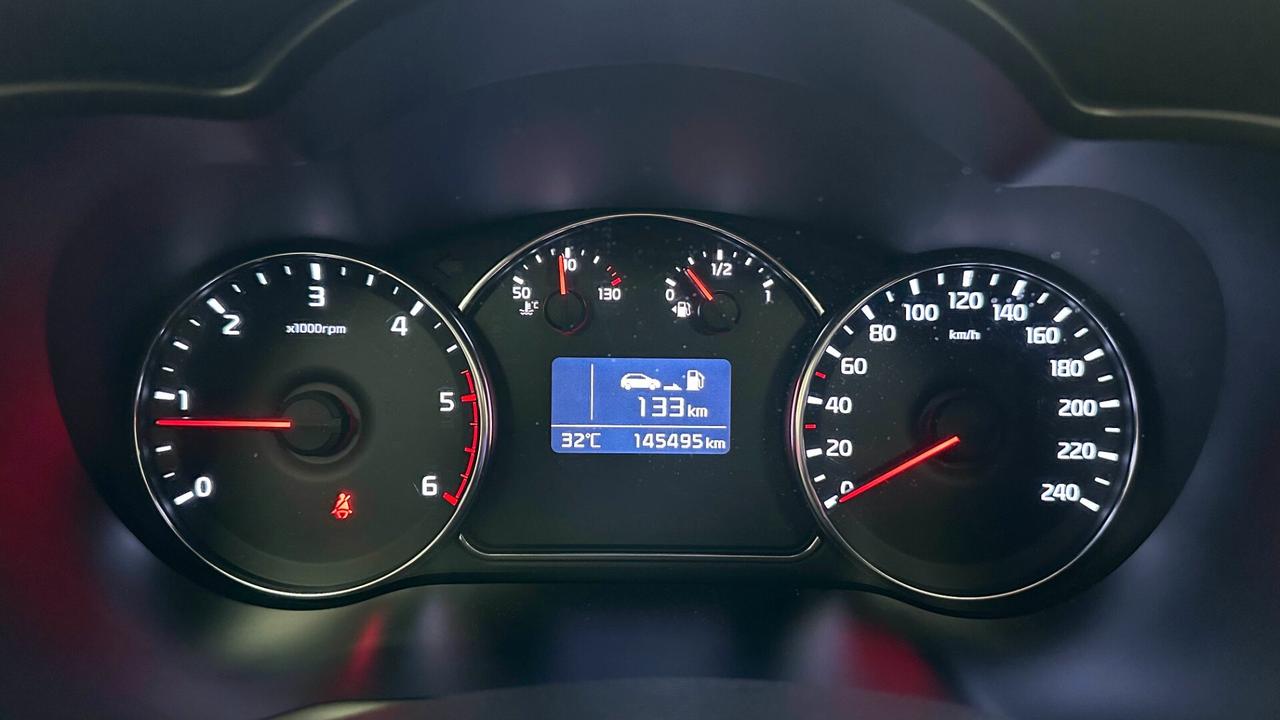 Kia Carens 1.7 CRDi 115 CV Class "Ben curata in tutto"