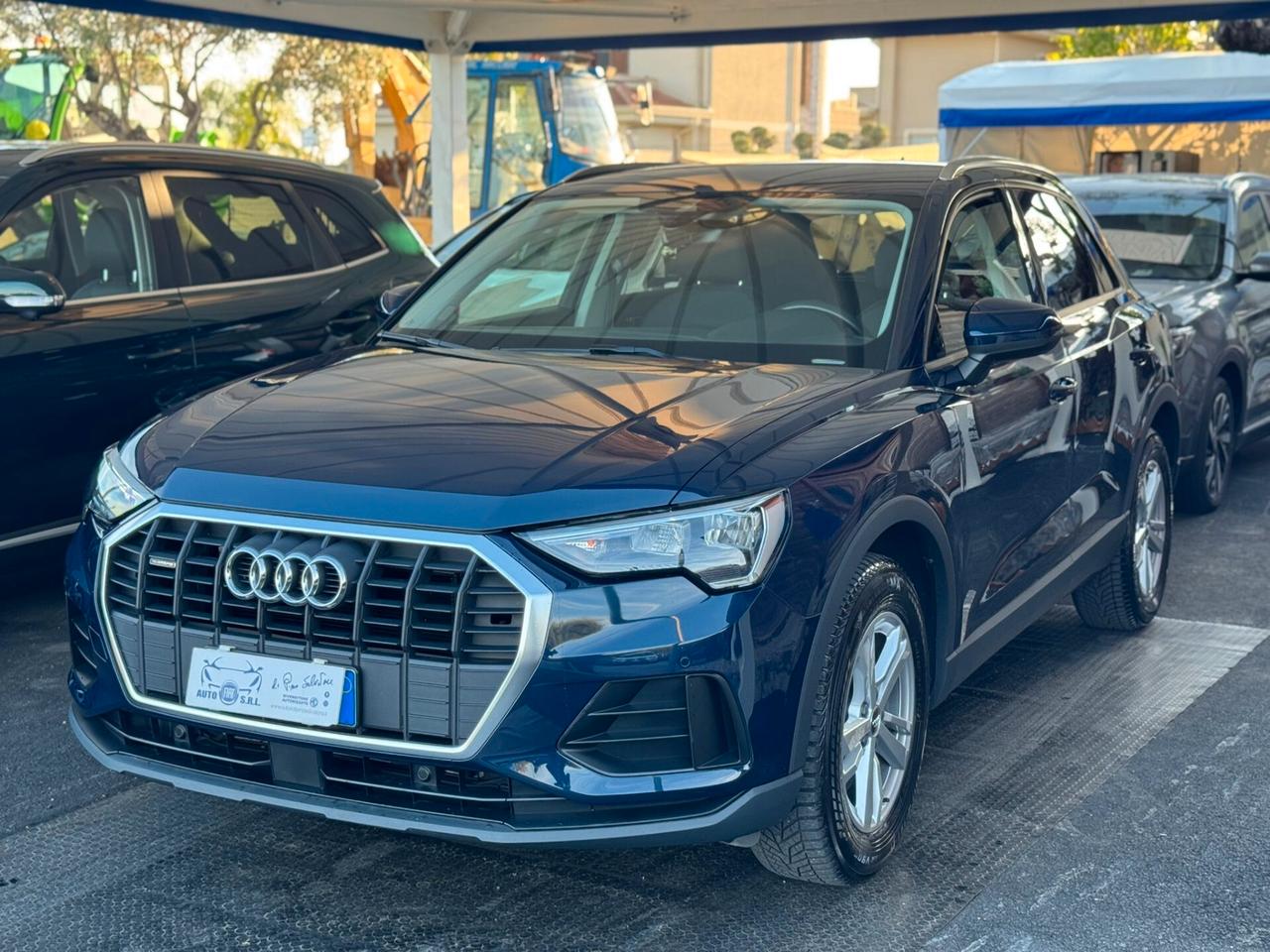 Audi Q3 40 TDI quattro S tronic Business Advanced