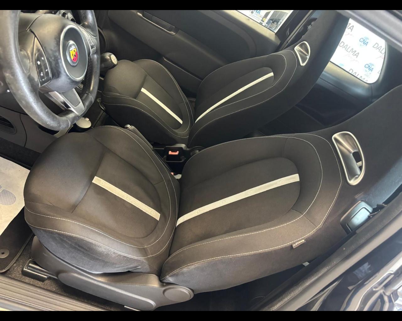 Abarth 500 - 500 1.4 16v t. t-jet Custom 135cv E6