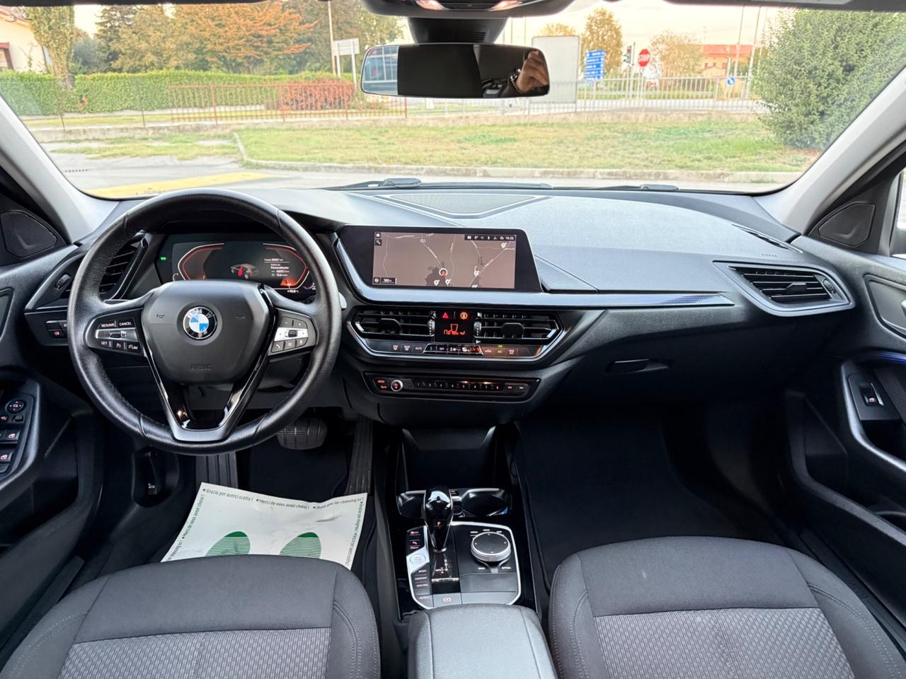 Bmw 120 xDrive 5p. Business Advantage