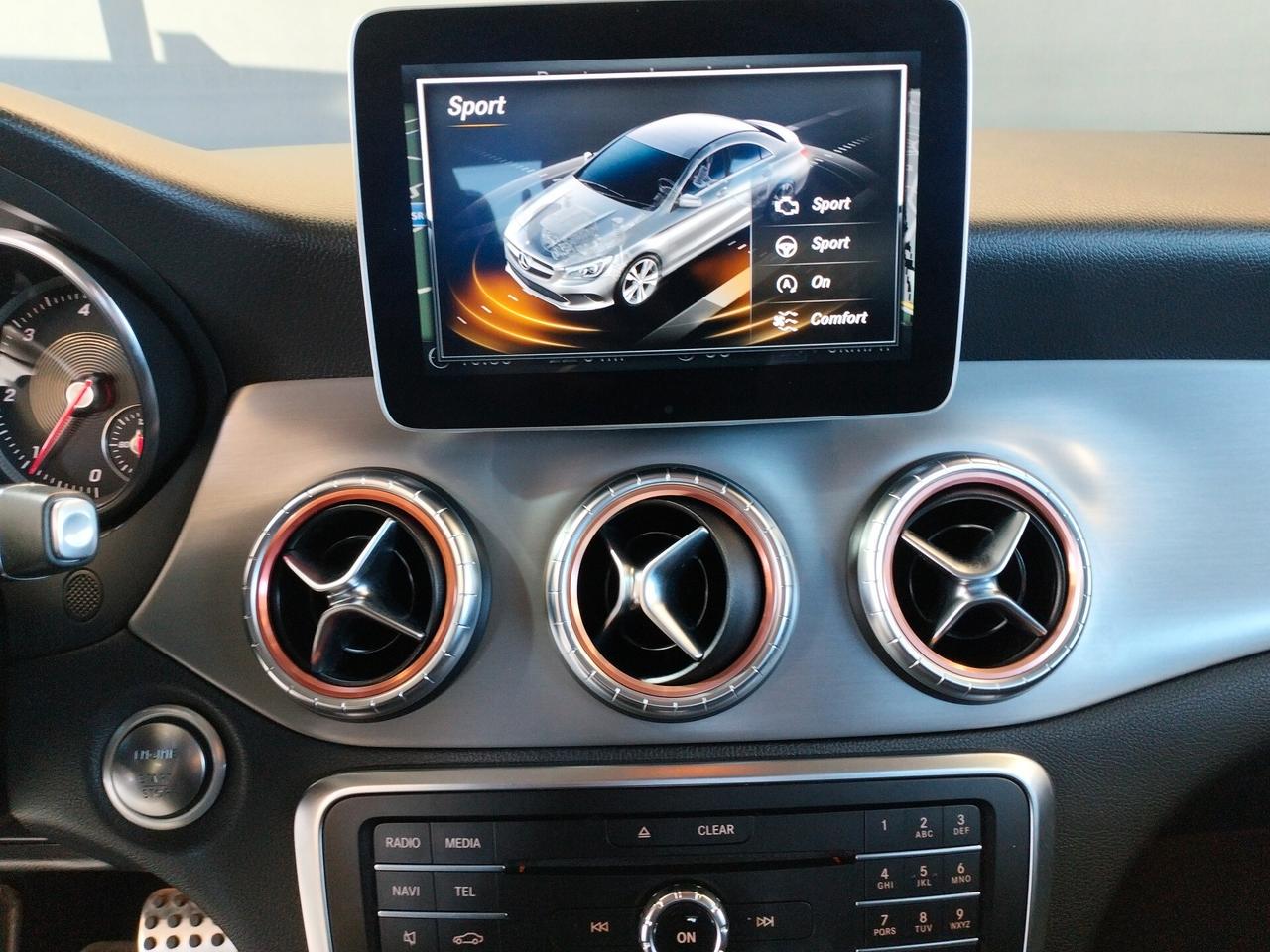 Mercedes-Benz CLA 200 d Premium auto FL