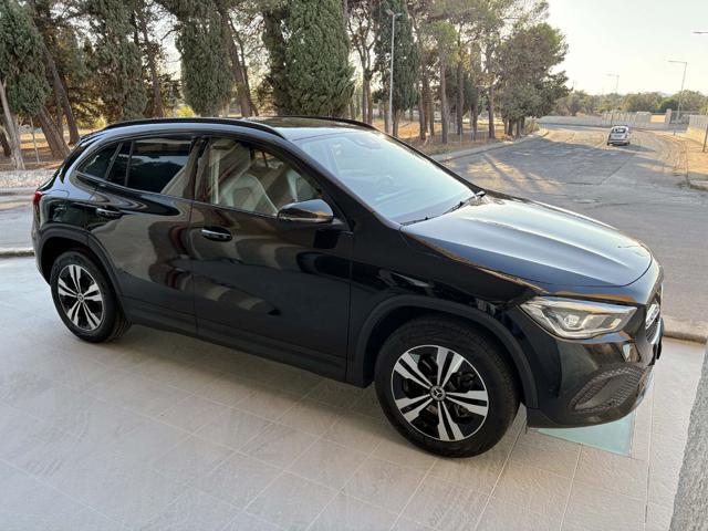 MERCEDES-BENZ GLA 250 e phev hybrid EQ Sport Plus Night Pack