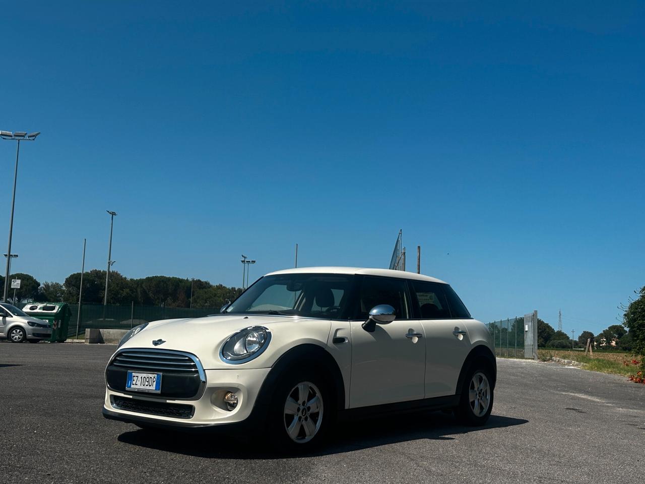 Mini 1.5 Cooper D 5 porte