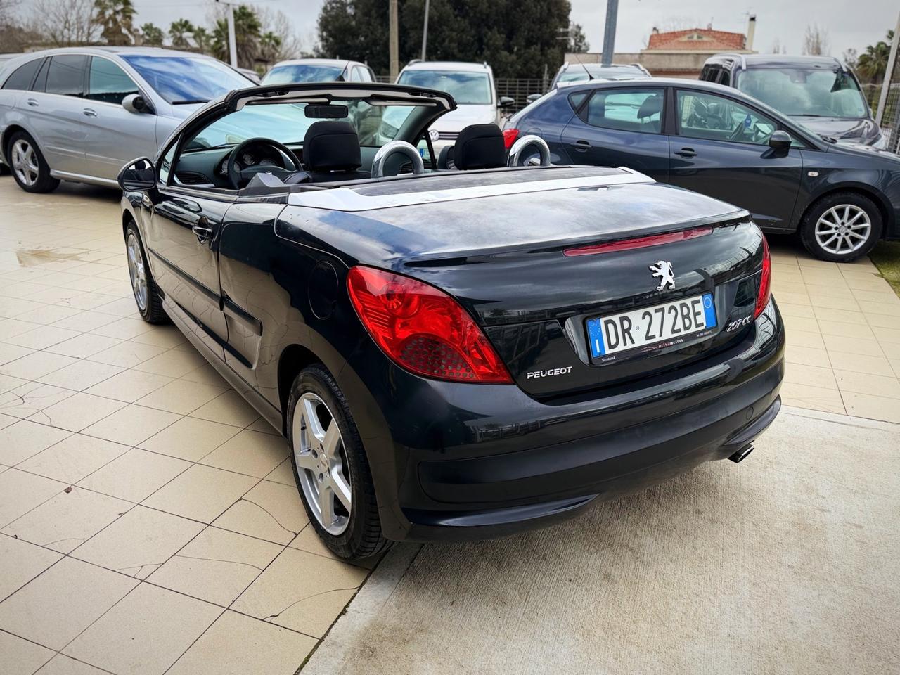 Peugeot 207 1.6 HDi 110CV CC Féline Garanzia 12 Mesi