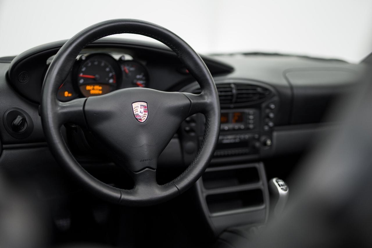 Porsche Boxster 2.7i 24V cat