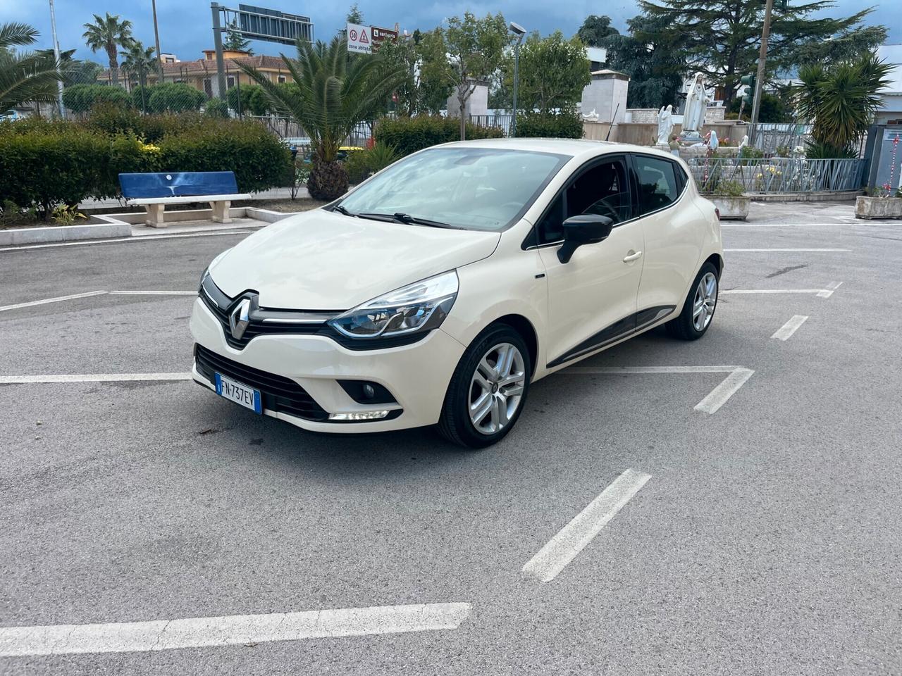 Renault Clio 1.2 75 CV 5 p. Duel X NeoPatentati