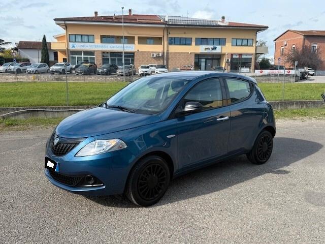 Lancia Ypsilon x neopatentati