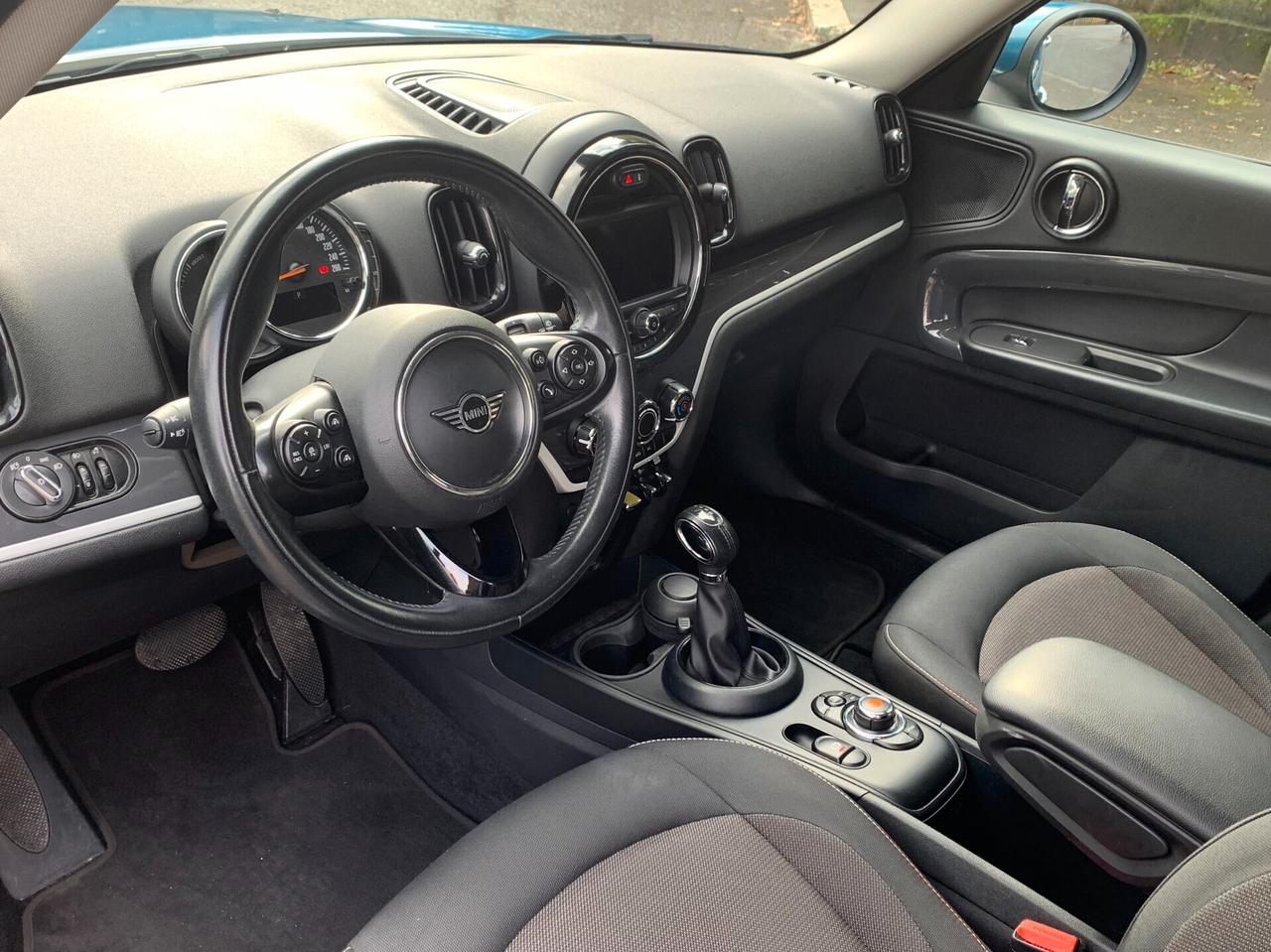 Mini Cooper SE Countryman HBRIDA PLUG-IN KM30800