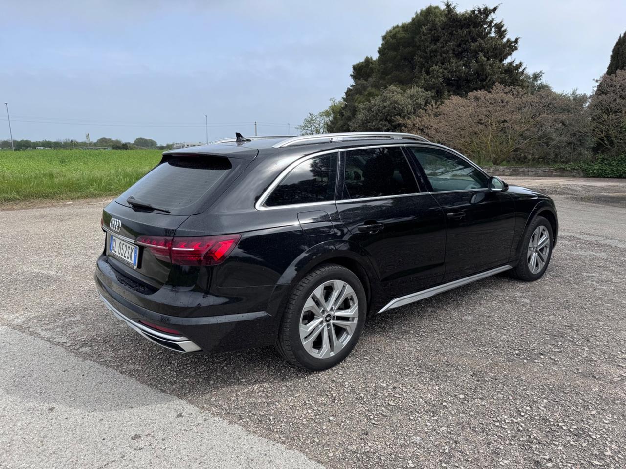 Audi A4 allroad 50 TDI tiptronic Identity Contrast