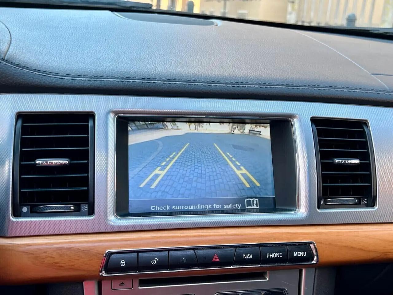 Jaguar XF Sportbrake 3.0 D V6 Premium Luxury