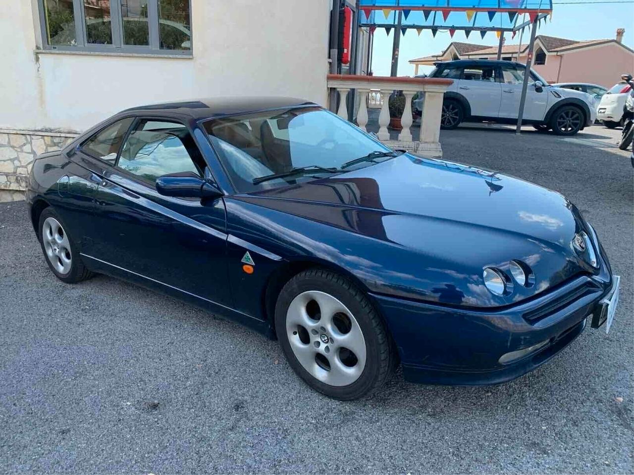 Alfa Romeo GTV