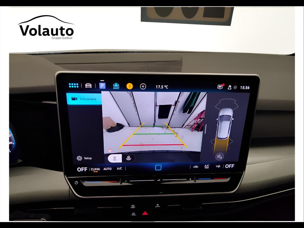 VOLKSWAGEN Golf VIII 2024 - Golf 2.0 tdi Life 115cv