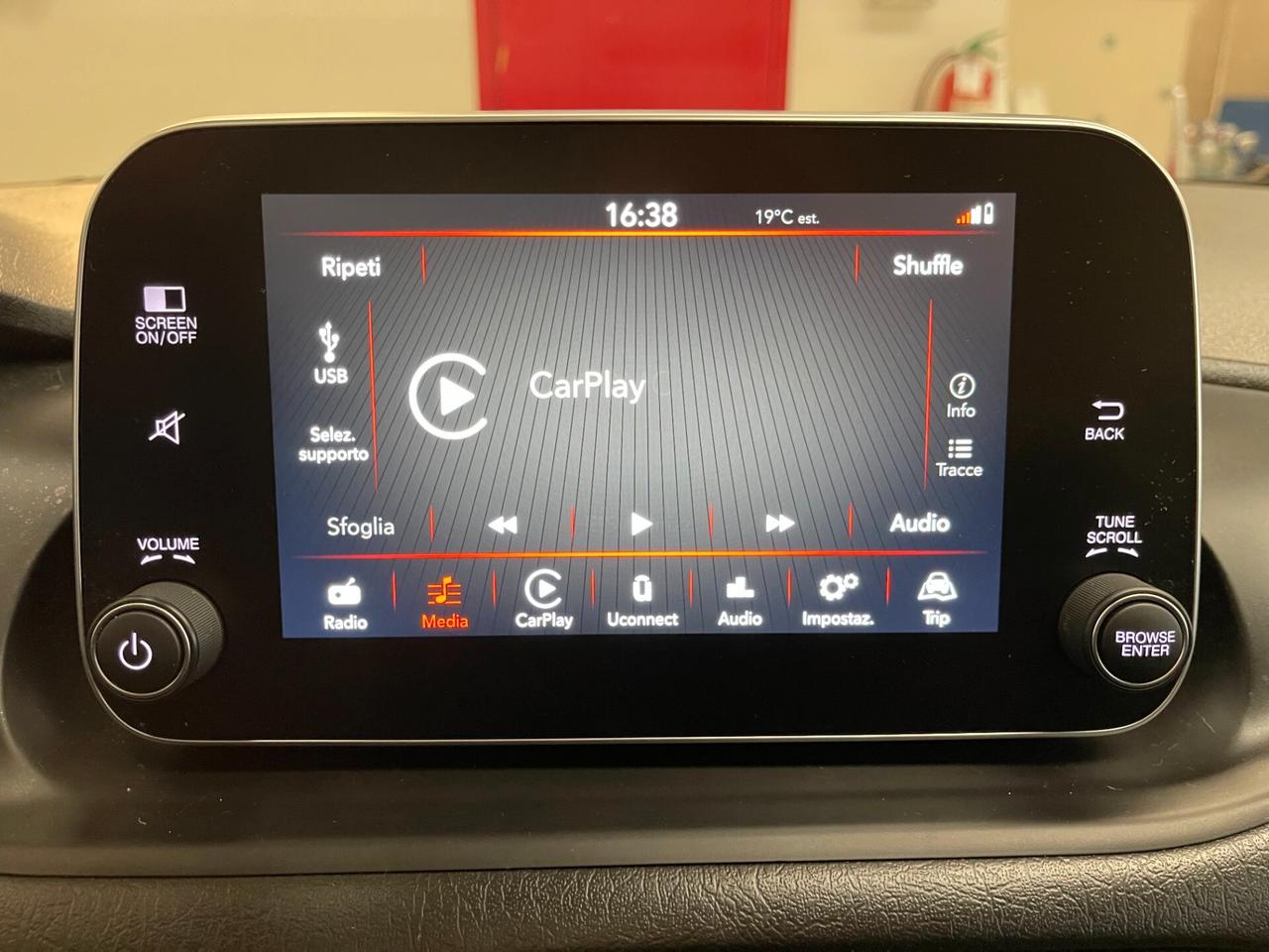Fiat Tipo SW Lounge 1.6 mjt 120cv-Ok Neopatent-LEGGI SOTTO