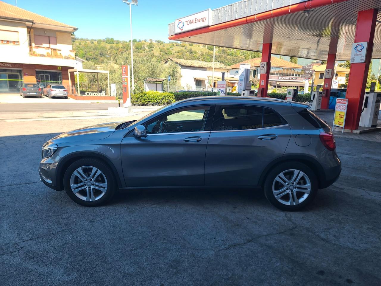 Mercedes-benz GLA 180 d Automatic Premium 2016 PROMO