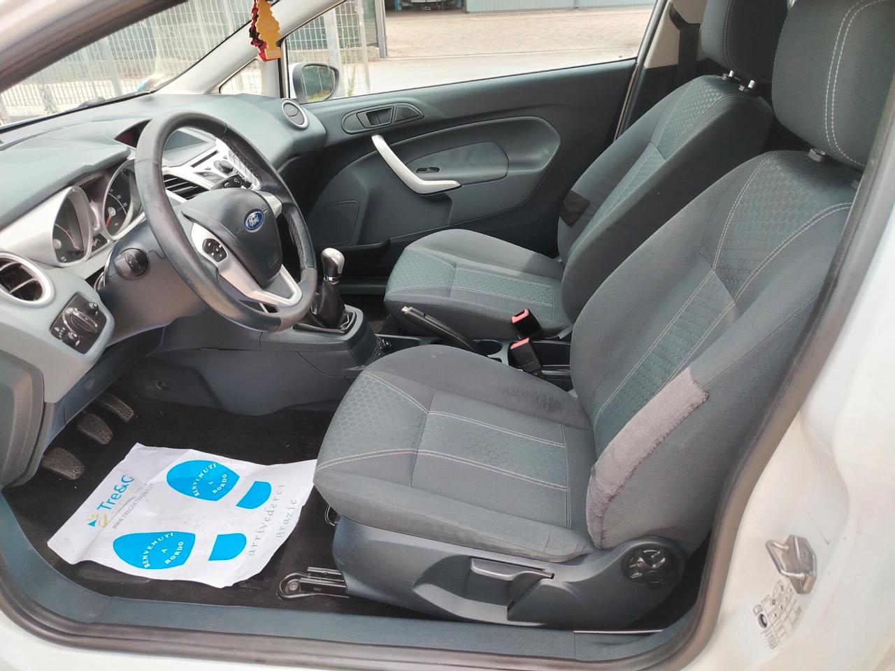 Ford Fiesta 1.4 TDCi 68CV 3 porte Titanium