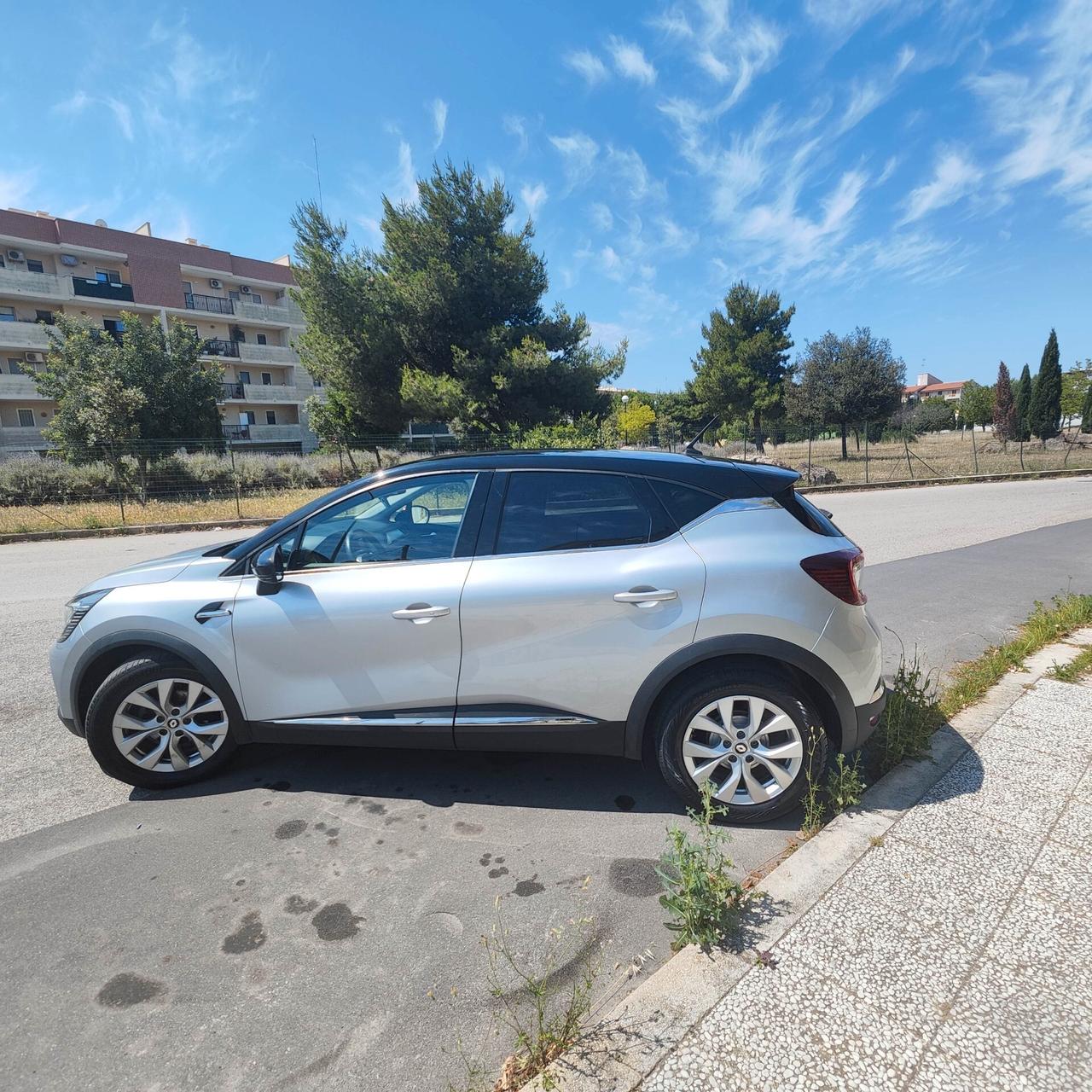 Renault Captur Mild Hybrid 140 CV Intens