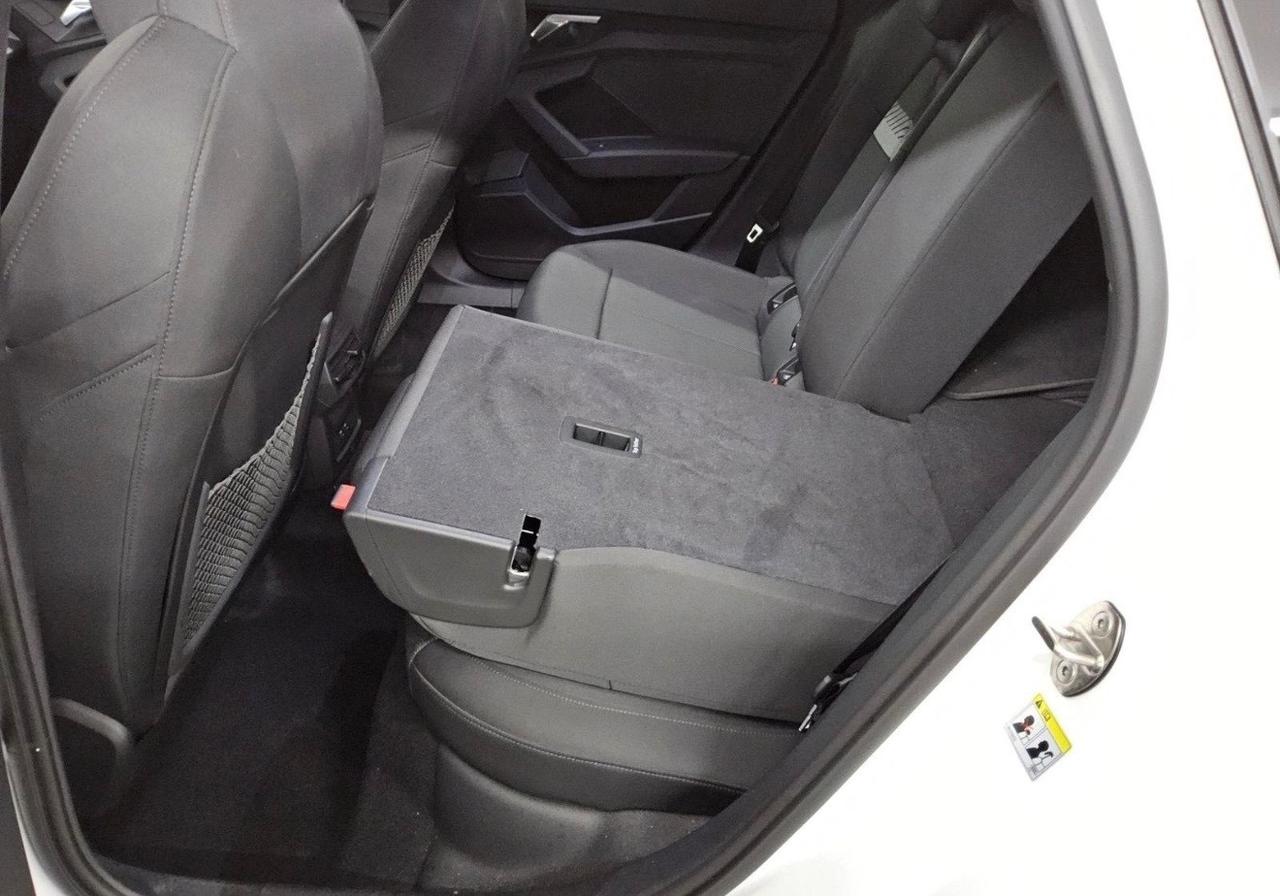 Audi A3 SPB 35TFSI S tronic S line Navi