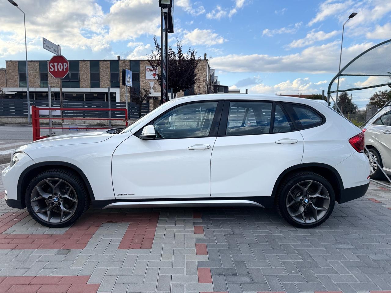 Bmw X1 xDrive18d X Line-PELLE.CAMBIO AUTOMATICO