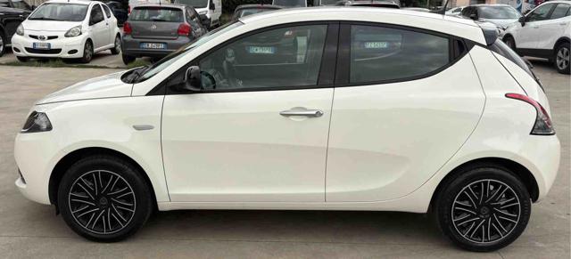LANCIA Ypsilon 1.0 FireFly 5 porte S&S Hybrid Gold