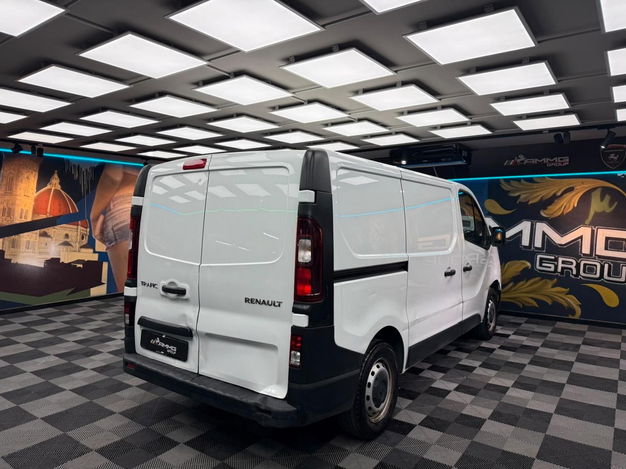 Renault Trafic T27 2.0 dci 110cv L1H1 Ice (895)