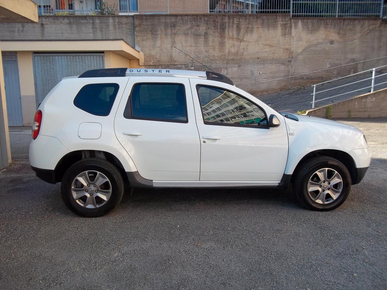 Dacia Duster Laureate 1.6 16v 4x2 GPL Originale valido sino al 2034!!! Euro 5B