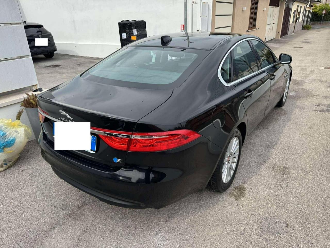 Jaguar XF 2.0 D 163 CV Prestige-2019