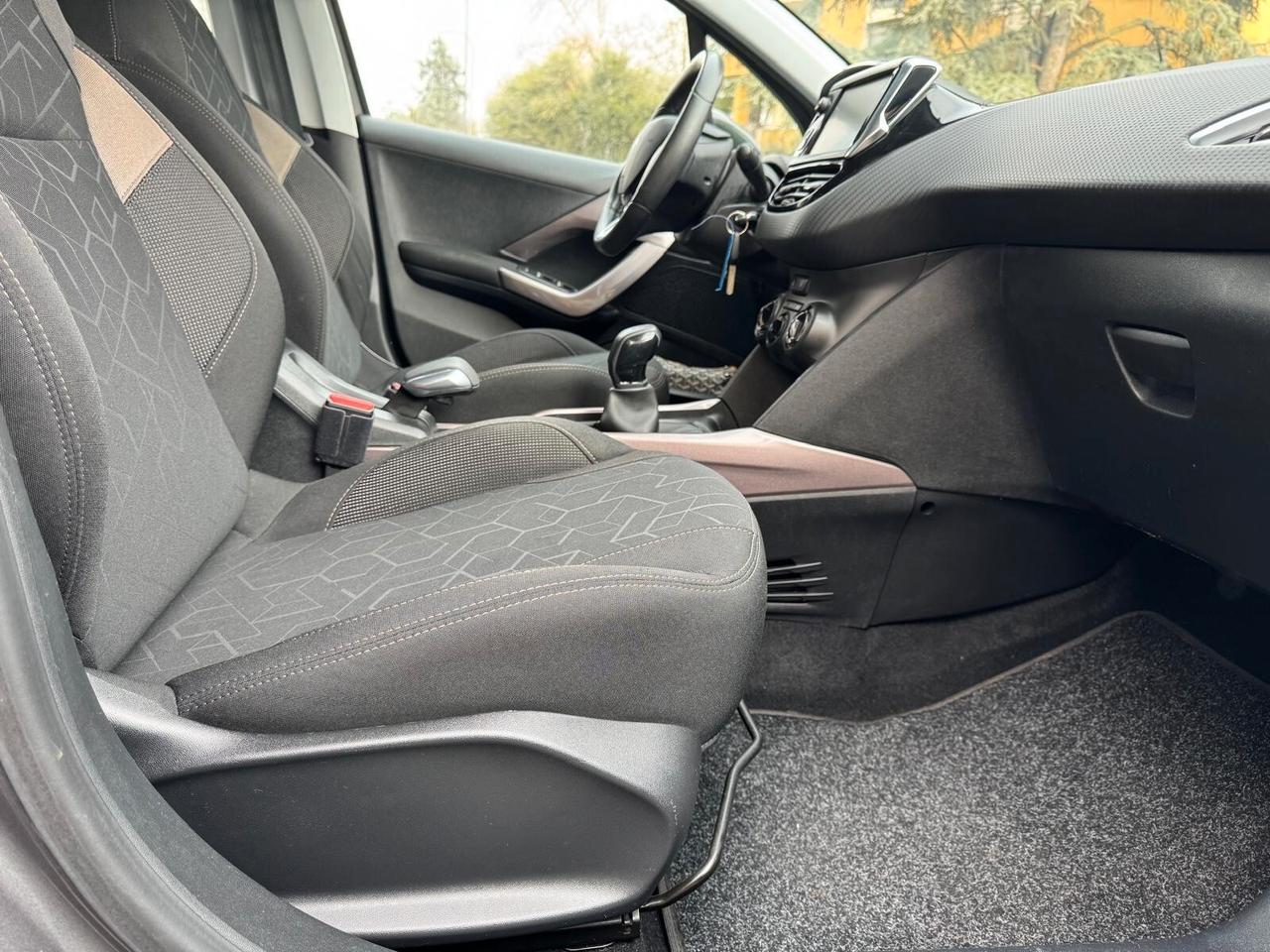 PEUGEOT 2008 PureTech 82 ALLURE GPL NEOPAT