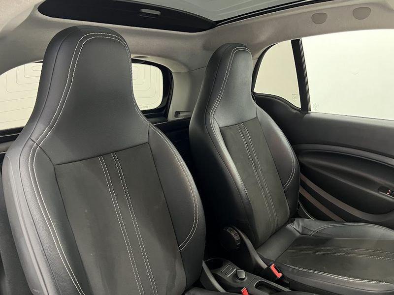 smart fortwo 70 1.0 52kW brabus style twinamic