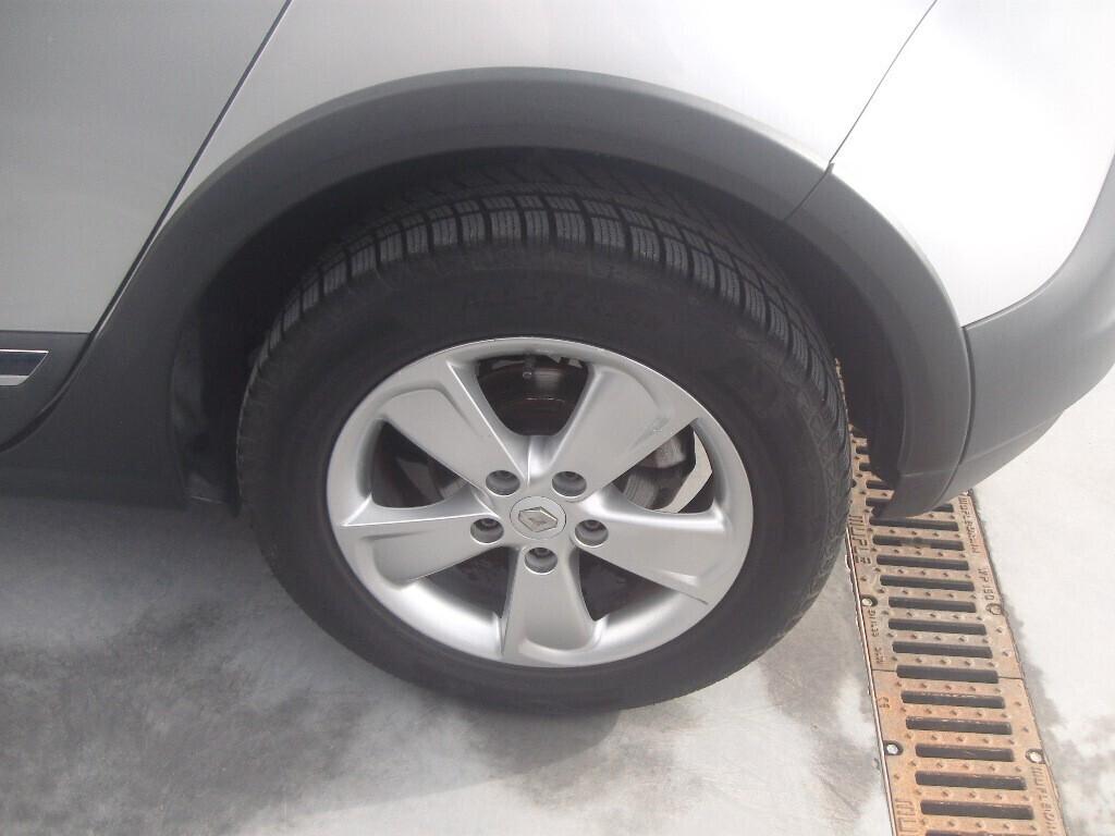 Renault Scenic XMod Cross 1.5 dCi Energy - 2013