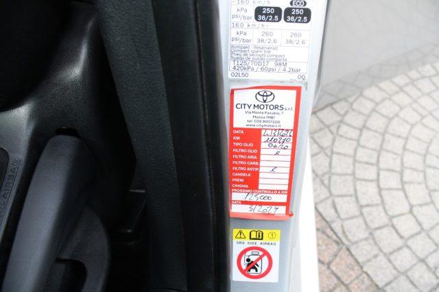 TOYOTA Auris Touring Sports 1.8 Hybrid Business