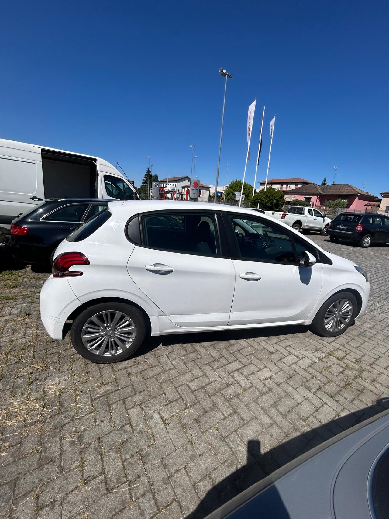 Peugeot 208 PureTech 82 5 porte Active