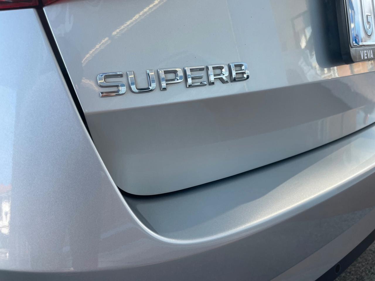 Skoda Superb 2.0 TDI 150 CV DSG Wagon Executive