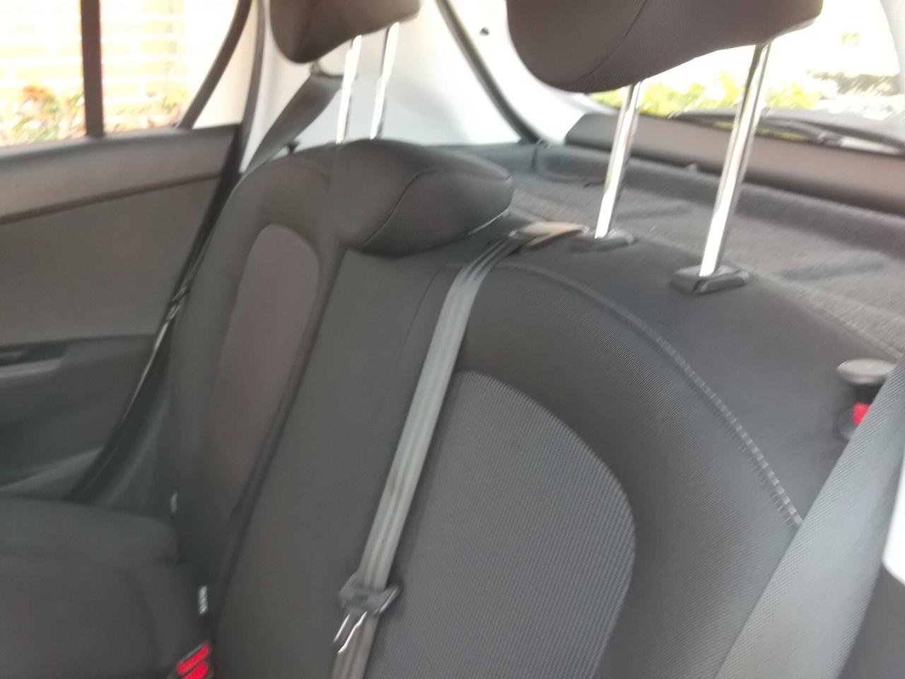 Hyundai i20 1.1 CRDi 5p. Neopatentati 2014