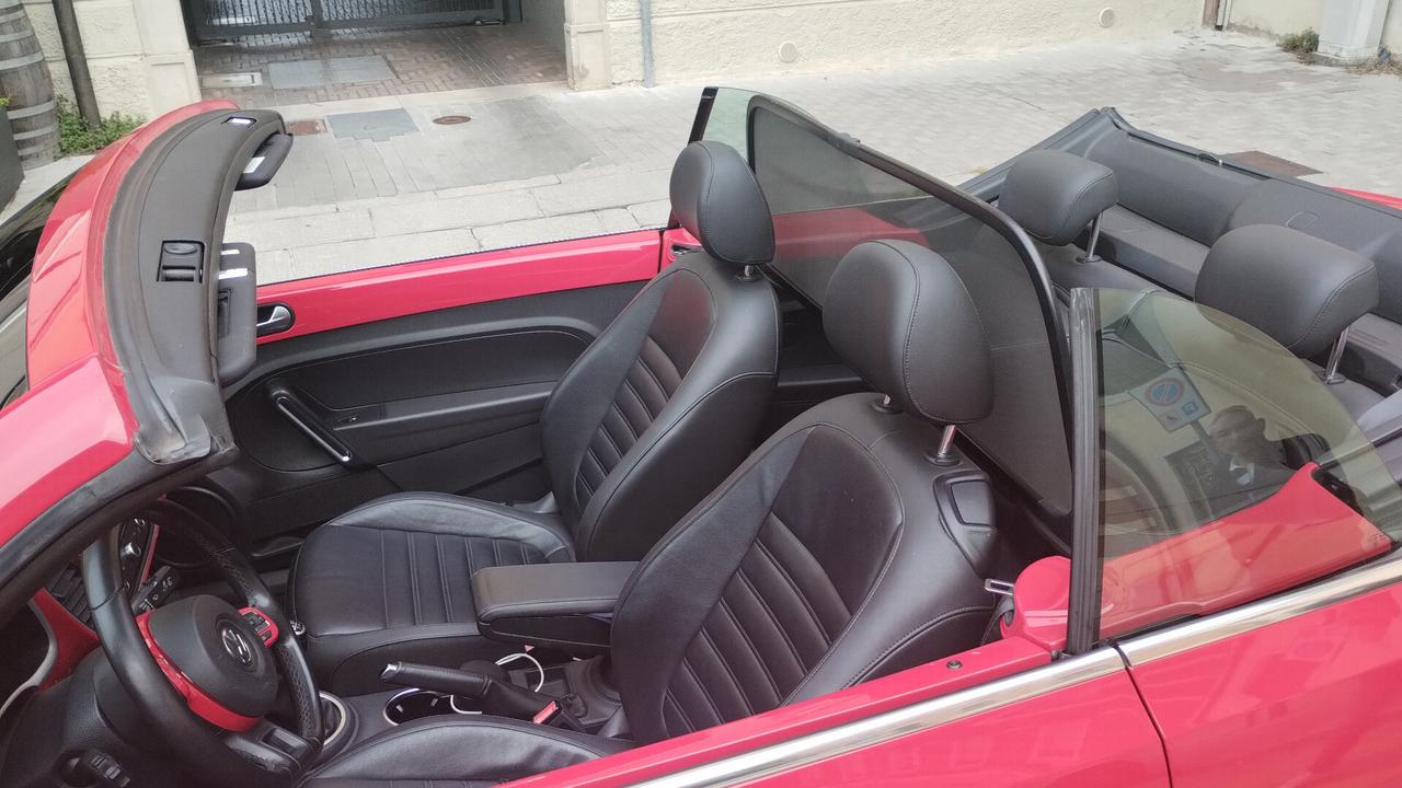 Volkswagen Maggiolino Cabrio 2.0 TDI Sport BlueMotion Technology