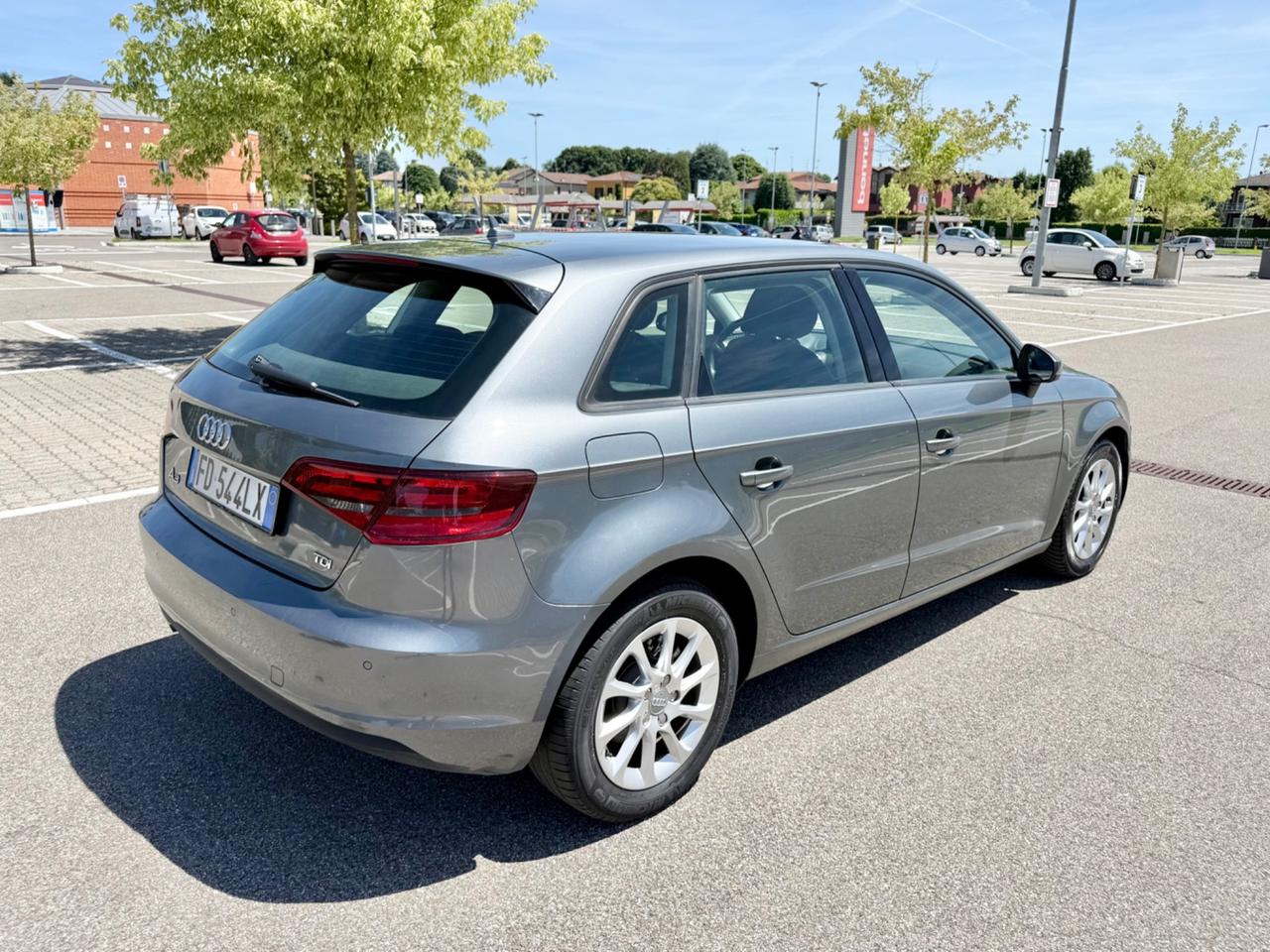 Audi A3 1.6 TDI 110Cv Sportback*Navi*Cerchi*S&S*Euro6