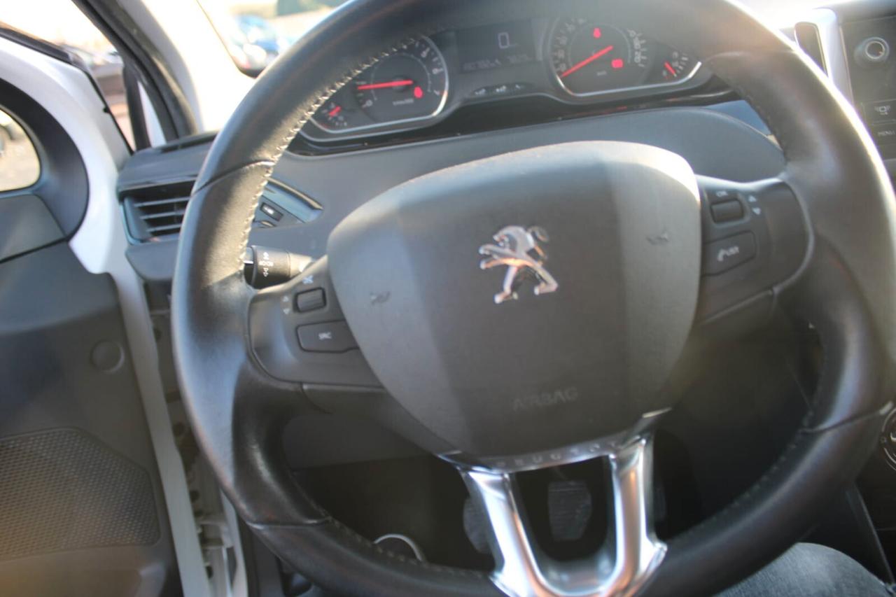 Peugeot 208 1.2 VTi 82 CV 3 porte Allure