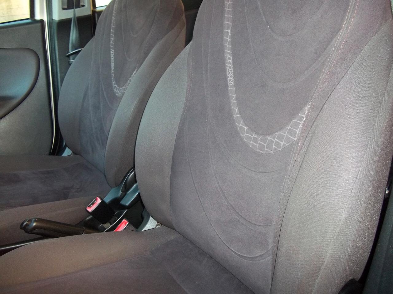 Lancia Ypsilon Gold 1.2 8v Ok neopatentati 5 posti Euro 5B