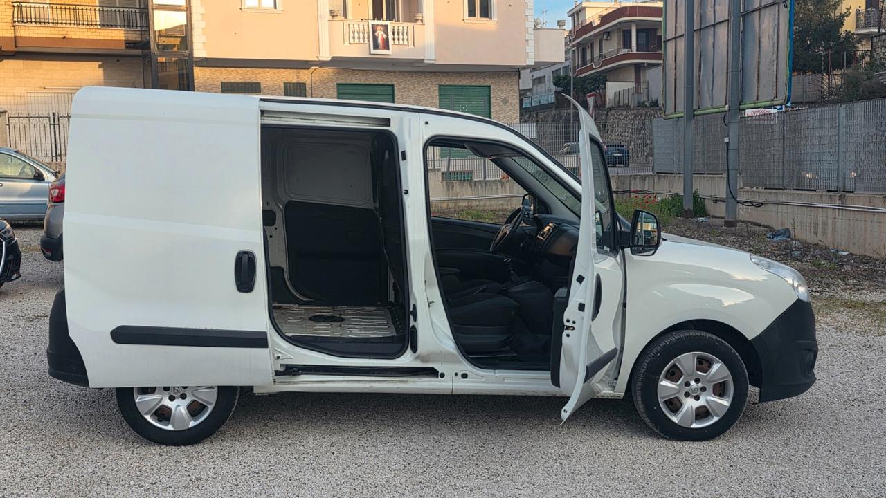 Opel Combo 1.6 CDTI 105CV PC-TN Van (750kg) E5+