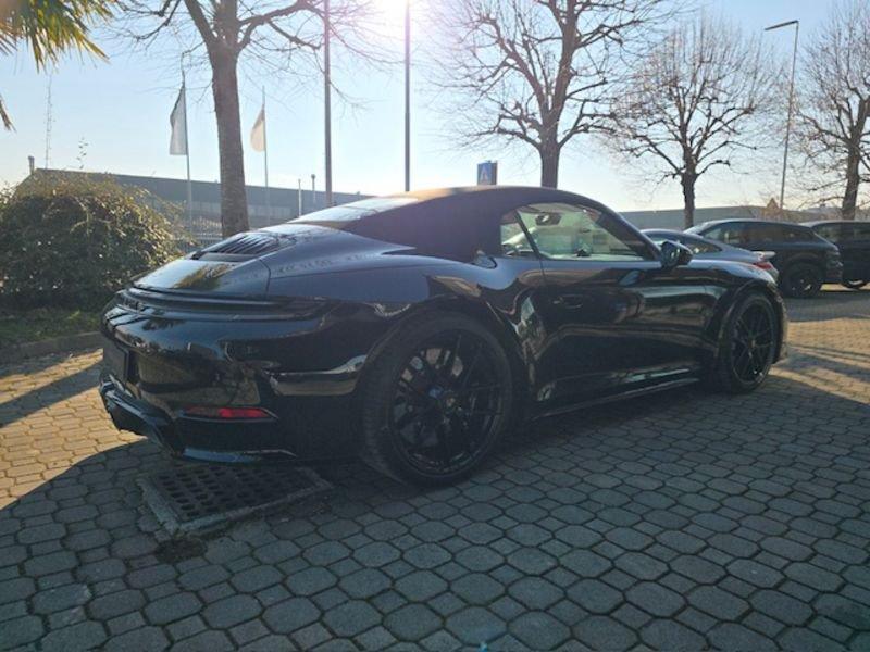 Porsche 911 992 Carrera 4 GTS Cabriolet 541 CV (992.2)
